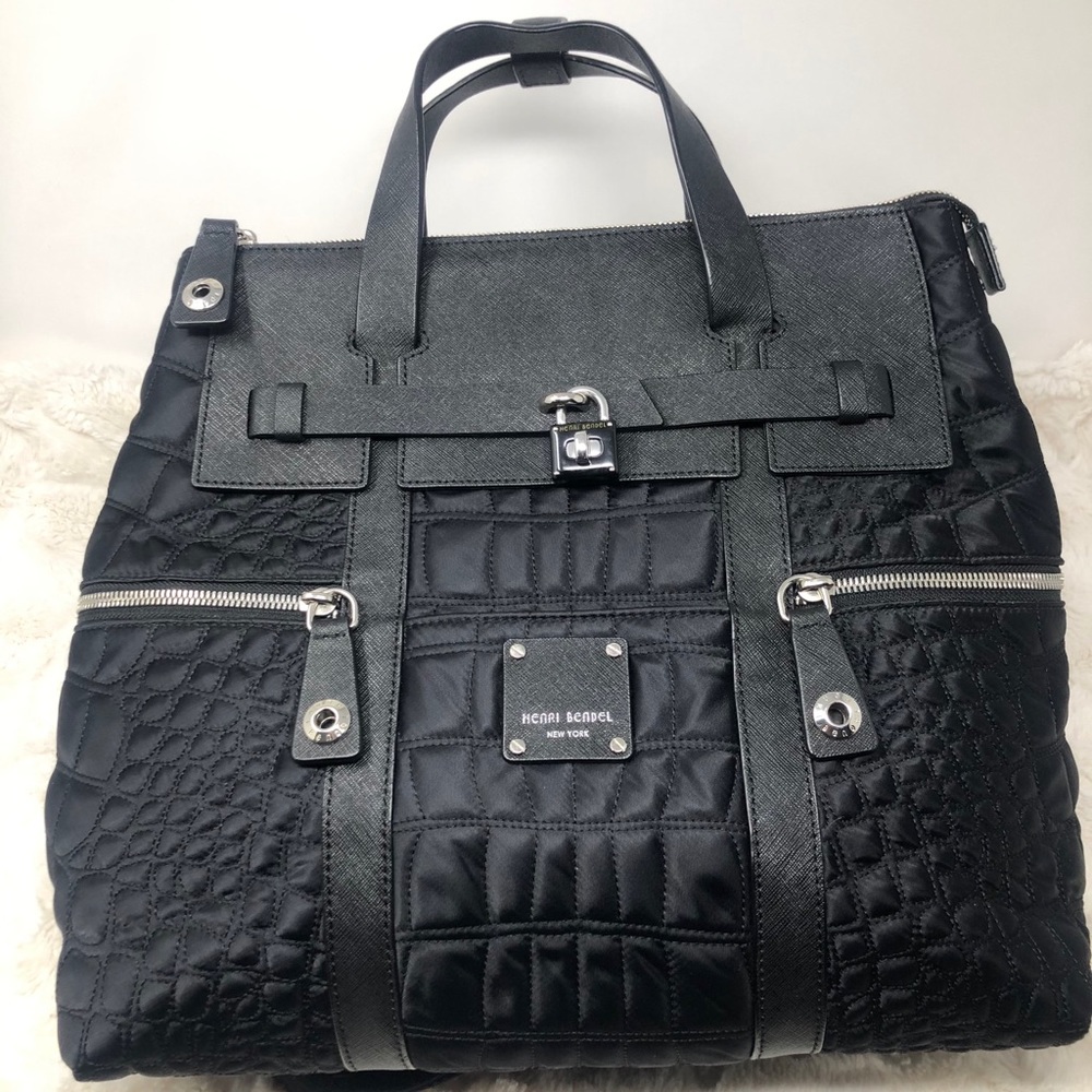 HENRI BENDEL RARE JETSETTER (LG)